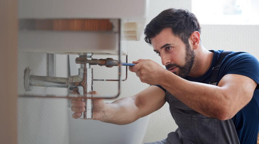 Garbage disposal repair in Bonaire, GA